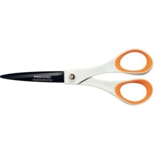 Achetez Ciseaux FISKARS titanium ambidextres 18cm FR1004720 FISKARS pas cher sur Ma Rentrée Scolair..