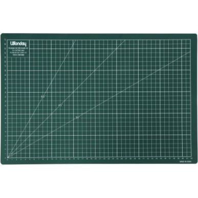 Achetez WONDAY Plaque de découpe verte 450x300x3mm. Résistante à  la coupe, surface quadrillée ..