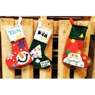 Lot de 10 chaussettes de Noël en feutrine L263010 Lot de 10 chaussettes de Noël en feutrine L263010
