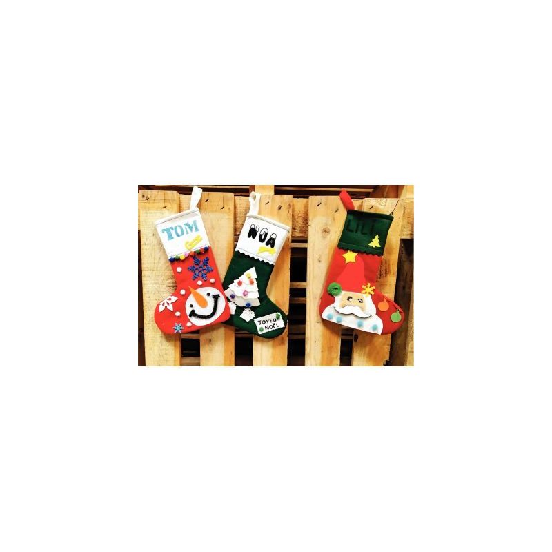 Achetez Lot de 10 chaussettes de Noël en feutrine L263010 pas cher sur Ma Rentrée Scolaire Achetez Lot de 10 chaussettes de Noël en feutrine L263010 pas cher sur Ma Rentrée Scolaire